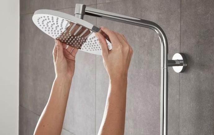 Die Kopfbrause: Ein Regenmantel aus Wasser